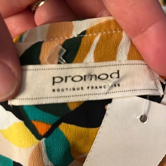 Promod size 6 light weight zip up‎ jacket (2137) - Picture 3 of 5